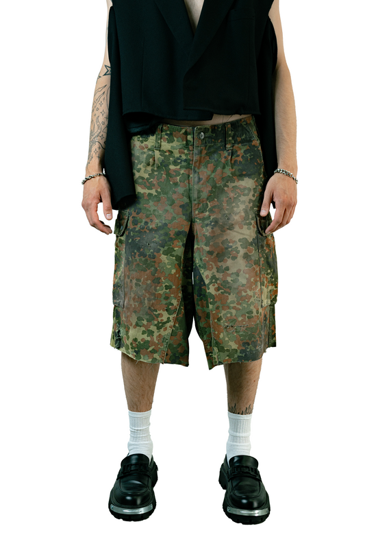 CAMO CARGO SHORTS